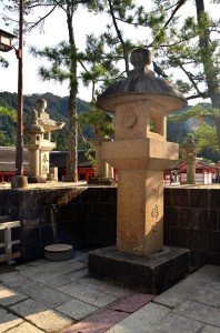 Stone lantern, Miyajima
