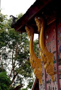 Naga roof brackets, Wat Xieng Thong - Luang Prabang, Laos