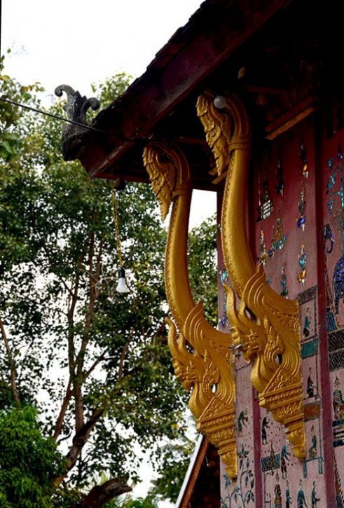Naga roof brackets, Wat Xieng Thong - Luang Prabang, Laos