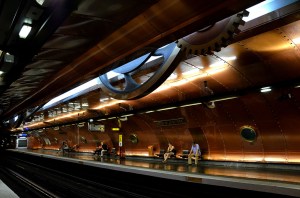 Arts des Metiers metro station