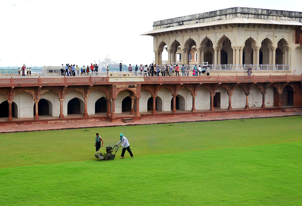 Lawn Mowing in Agra Fort Mowing the lawns of the Agra Fort