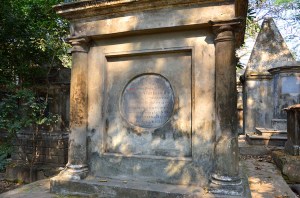 South Park Street Cemetery - Kolkata