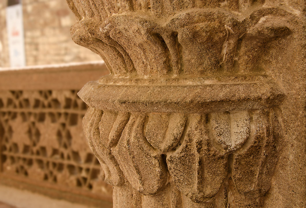 Red sandstone pillar and trellis - Mehrangarh Fort, Jodhpur Red sandstone pillar and trellis - Mehrangarh Fort, Jodhpur