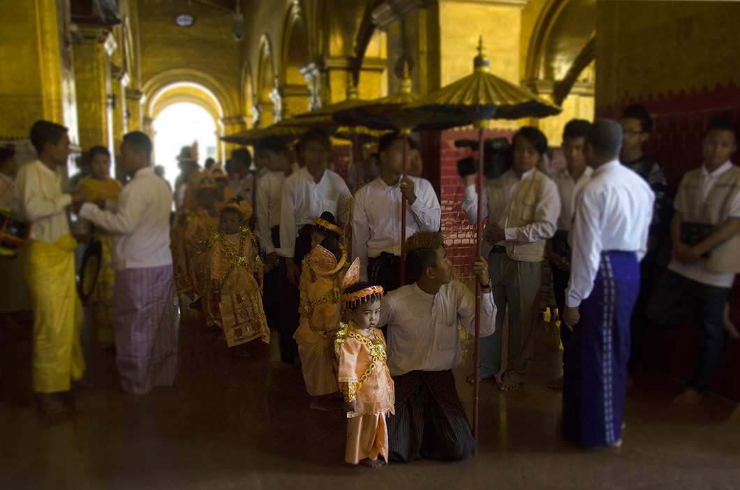 Novice monk initiation in Mahamuni Pagoda, Mandalay