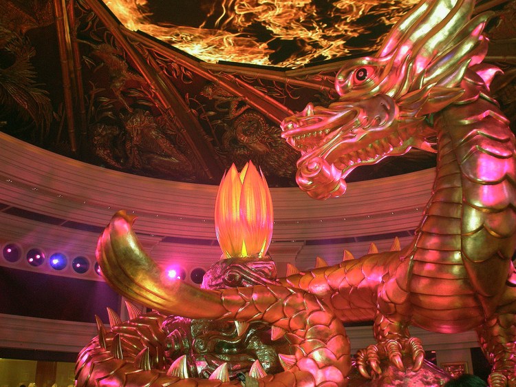 Dragon of Fortune Show, Wynn Macay